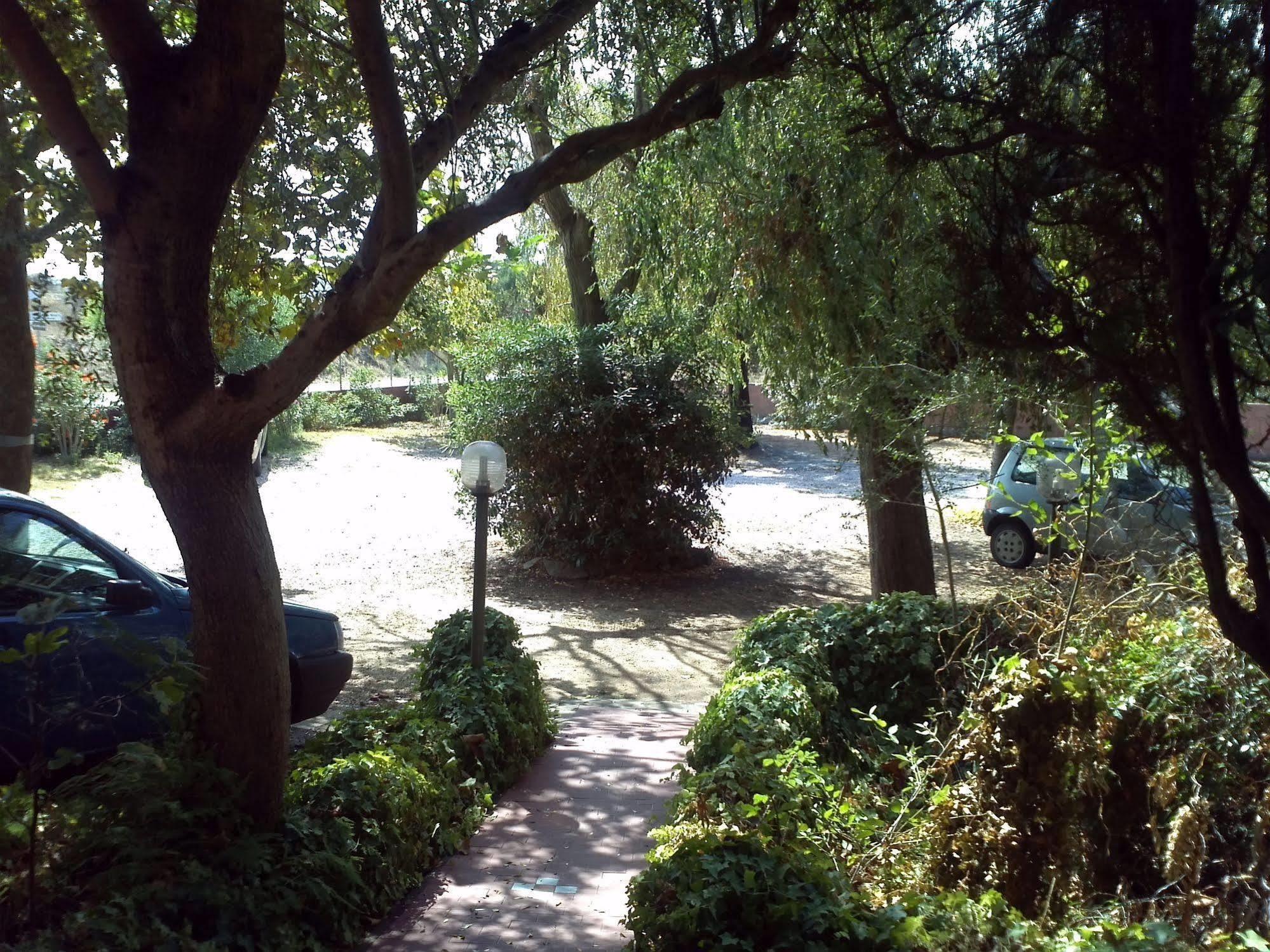 Hotel Abbaruja Olbia Exterior photo