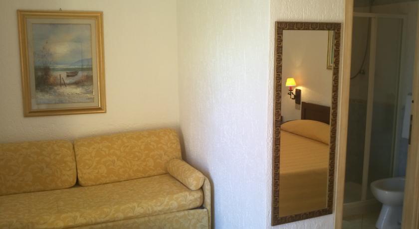 Hotel Abbaruja Olbia Exterior photo